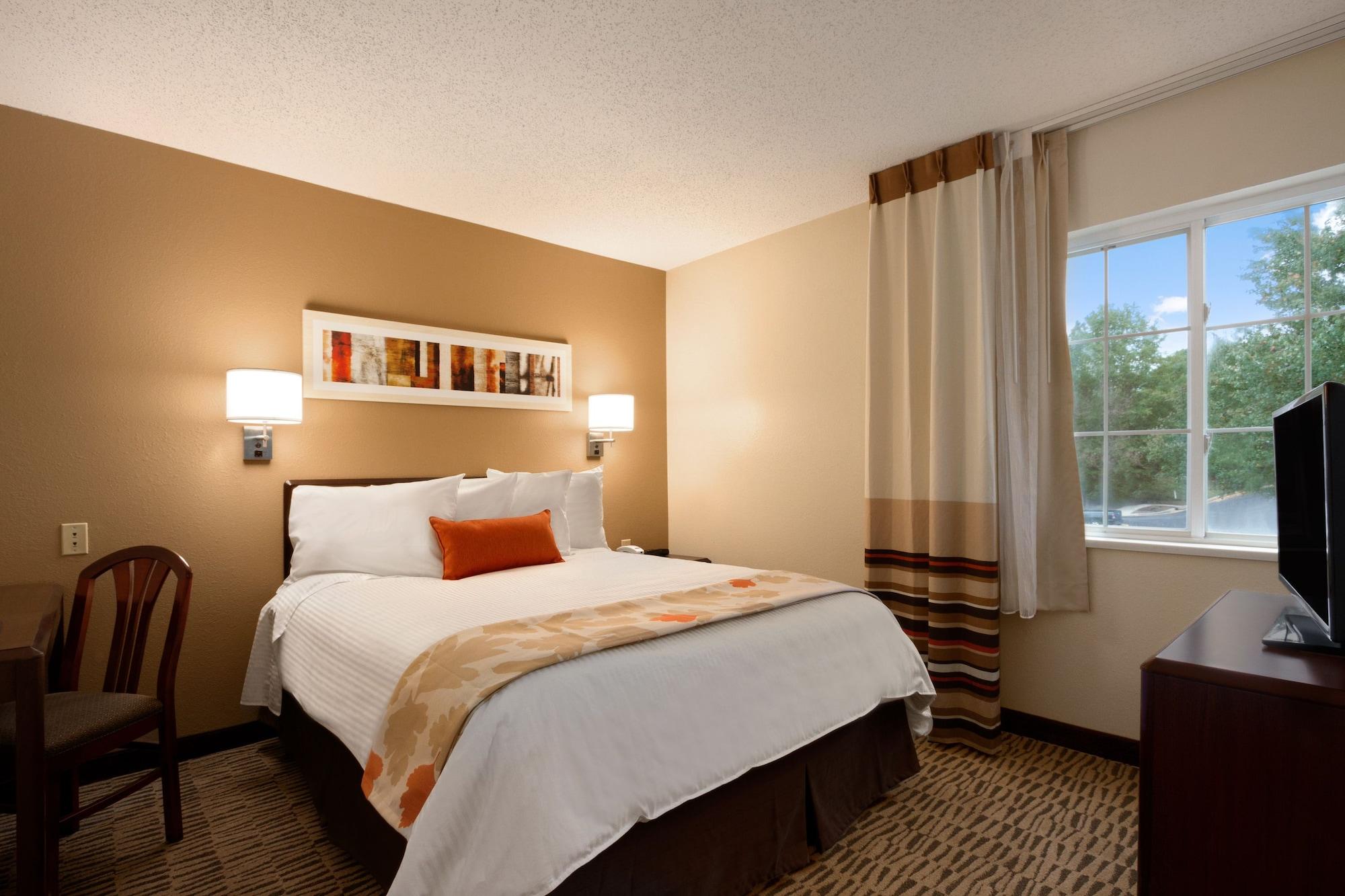 Mainstay Suites Hartford Meriden Exterior photo
